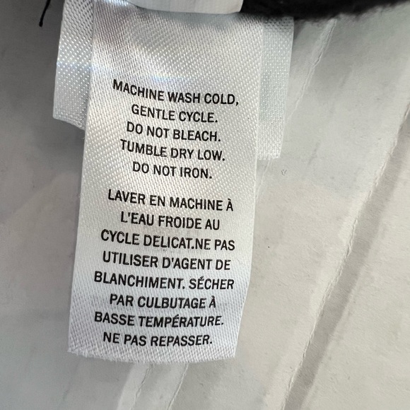 NWT Bonjour sweatshirt (size 6-12 months) and pattern track pants (6-12 months) - Picture 9 of 10